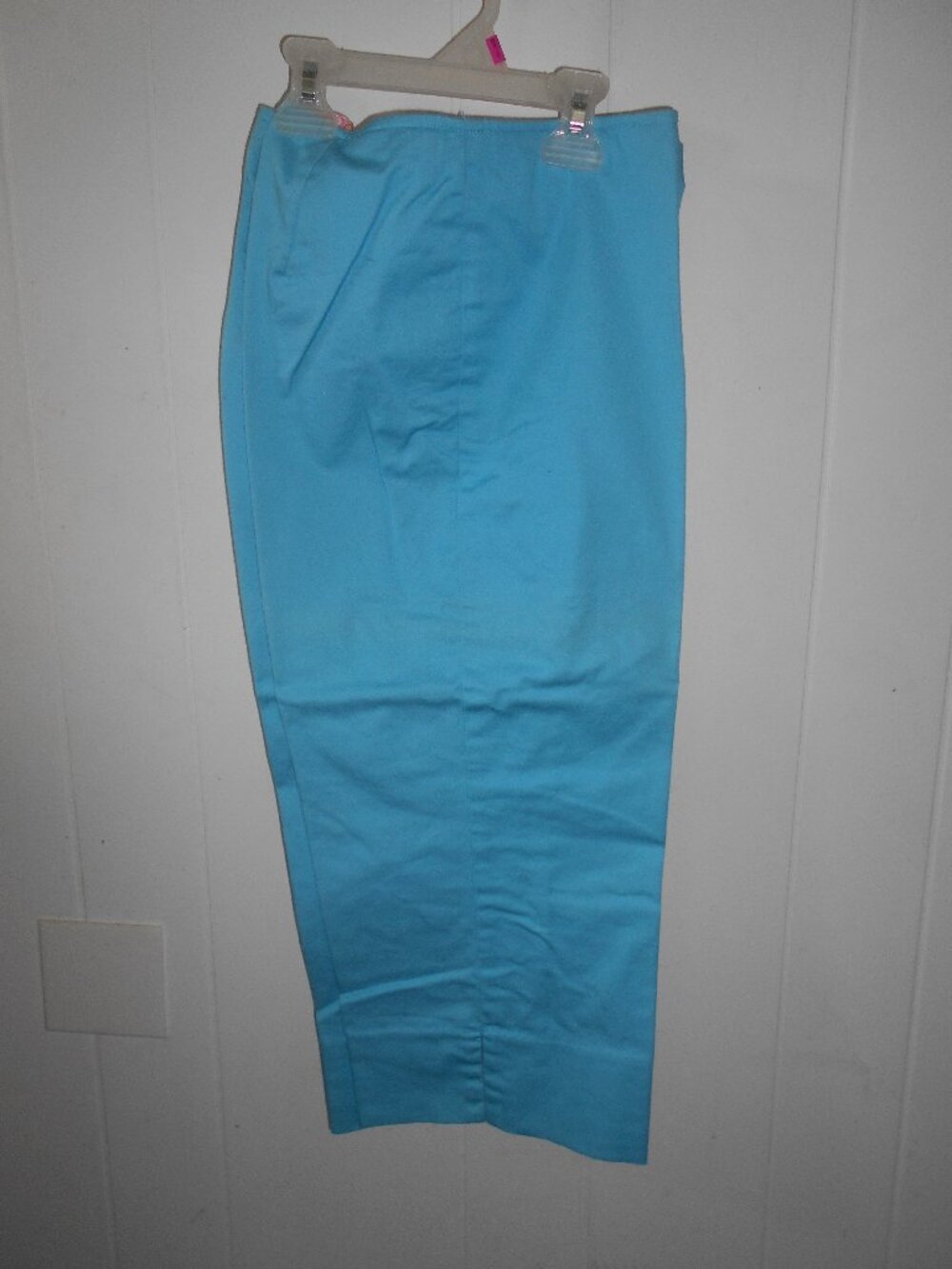 Blue Capri Pants- Size 8- NWOT